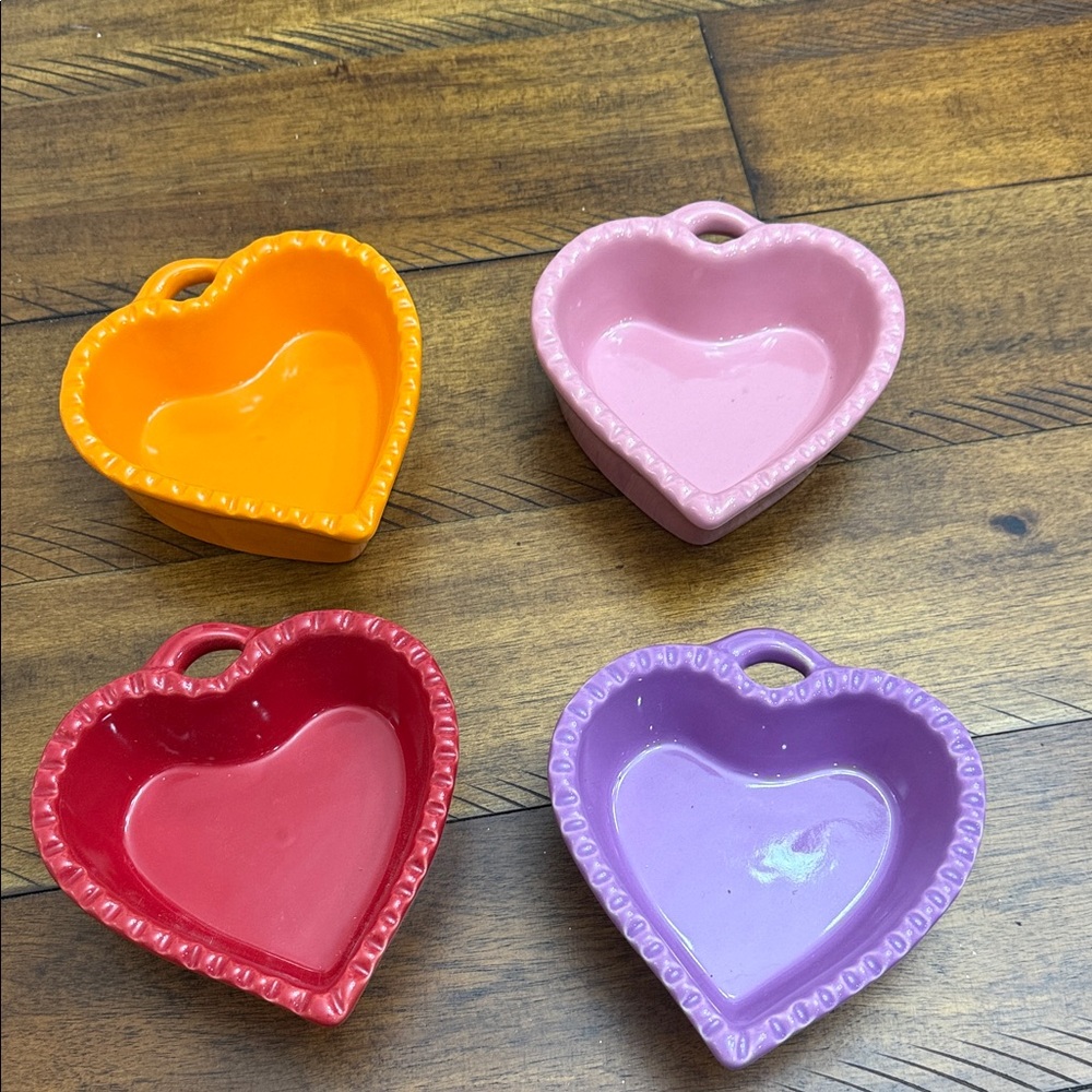 Williams Sonoma Heart-Shaped Ceramic Dish Set - Red, Pink, Orange, Purple